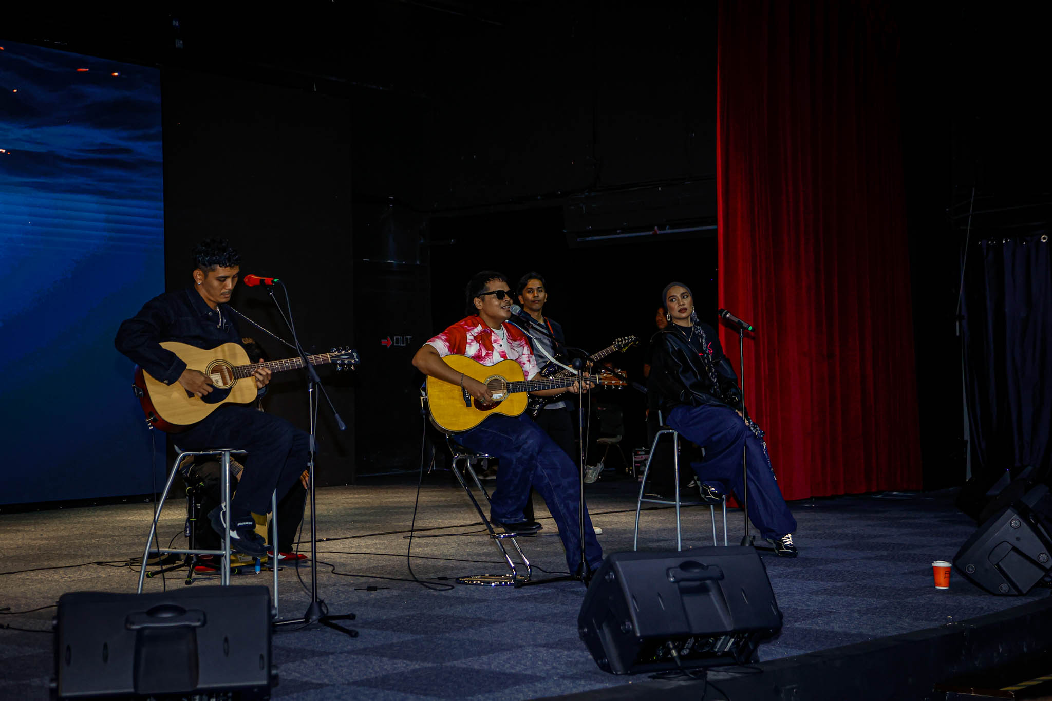 Aizat Amdan & Sekumpulan Orang Gila Tampil Dengan Eksperimen Muzik Baharu. img 4703.jpg